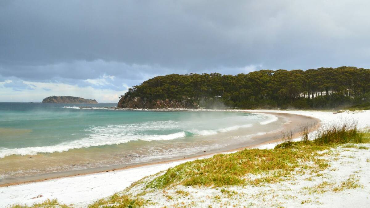 More photos from the Malua Bay storm.