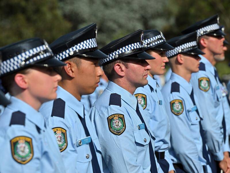 A NSW Police recruitment blitz aims to get experienced officers to join from other jurisdictions. (Mick Tsikas/AAP PHOTOS)